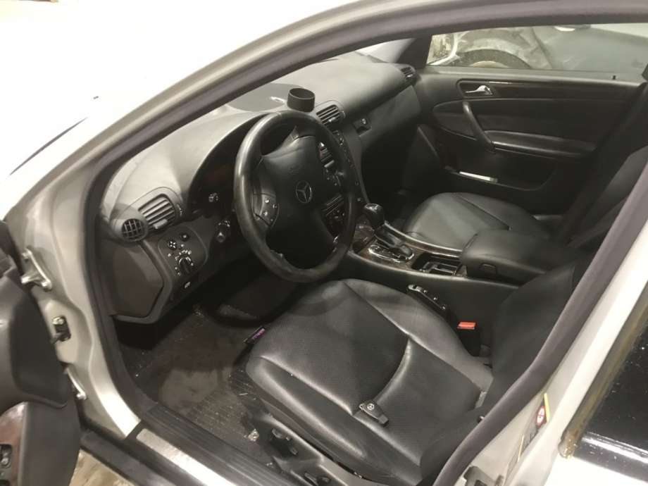 Mercedes C-Klasse 2004-2007 (Fase 2) (W203) delebil , Motorkode: 271940;M271.940, Girkassekode: 722695 04