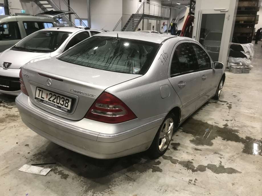 Mercedes C-Klasse 2004-2007 (Fase 2) (W203) delebil , Motorkode: 271940;M271.940, Girkassekode: 722695 04