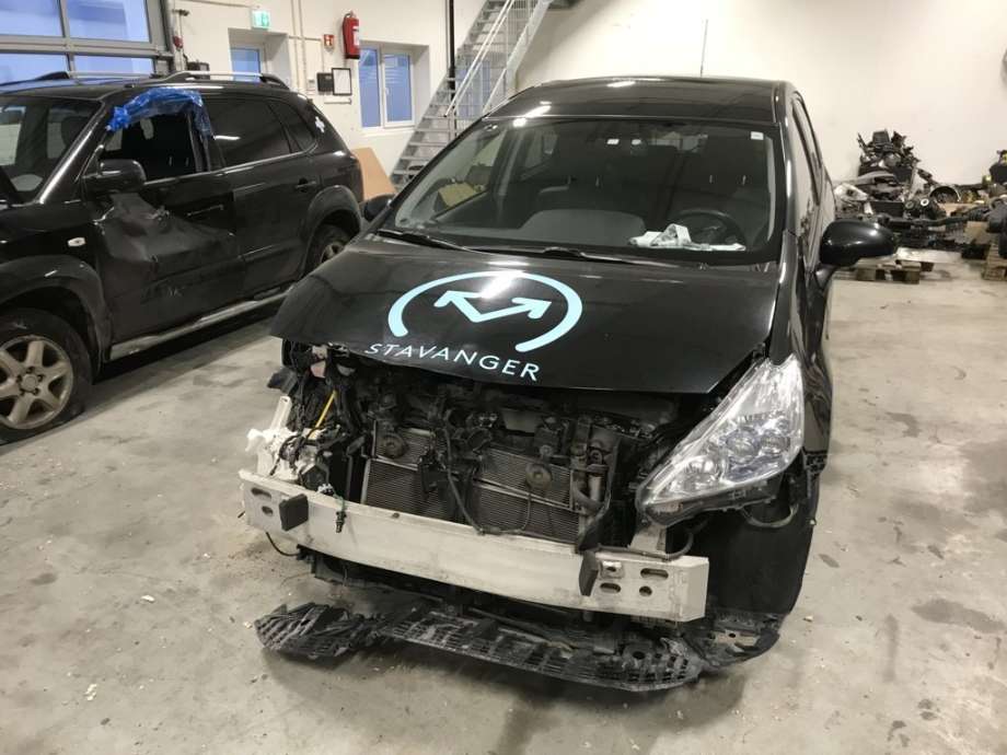 Toyota Prius +7 2012-2020 (Type III) (stasjonsvogn) (stasjonsvogn), Motorkode: 2ZR-FXE, Girkassekode: 