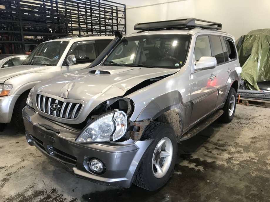 Hyundai Terracan 2002-2007 , Motorkode: J3, Girkassekode: 