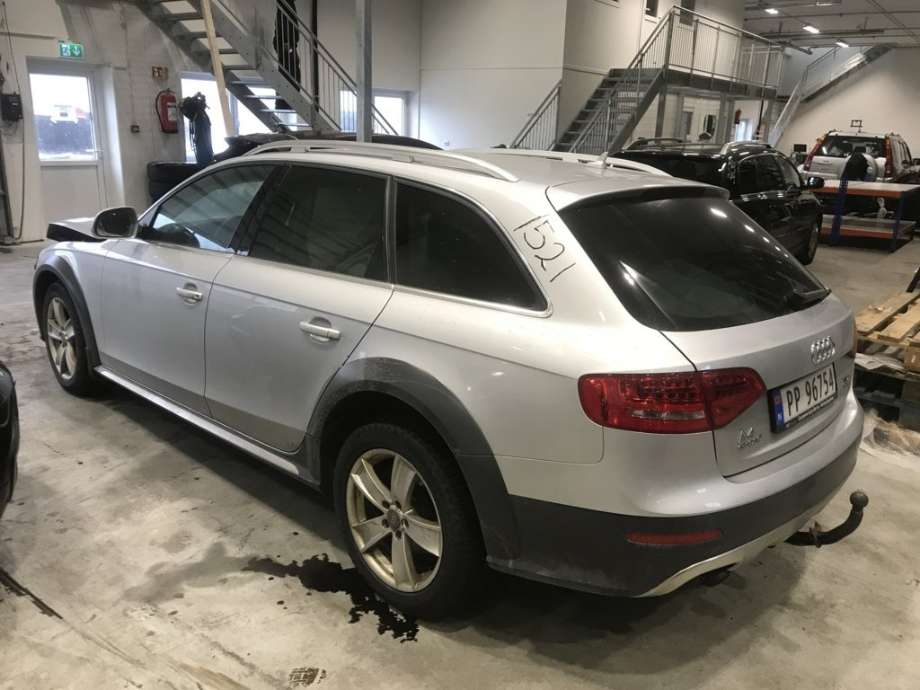 Audi A4, Allroad 2009-2016 (Type I) (B8) (B8), Motorkode: CAGA, Girkassekode: LSE