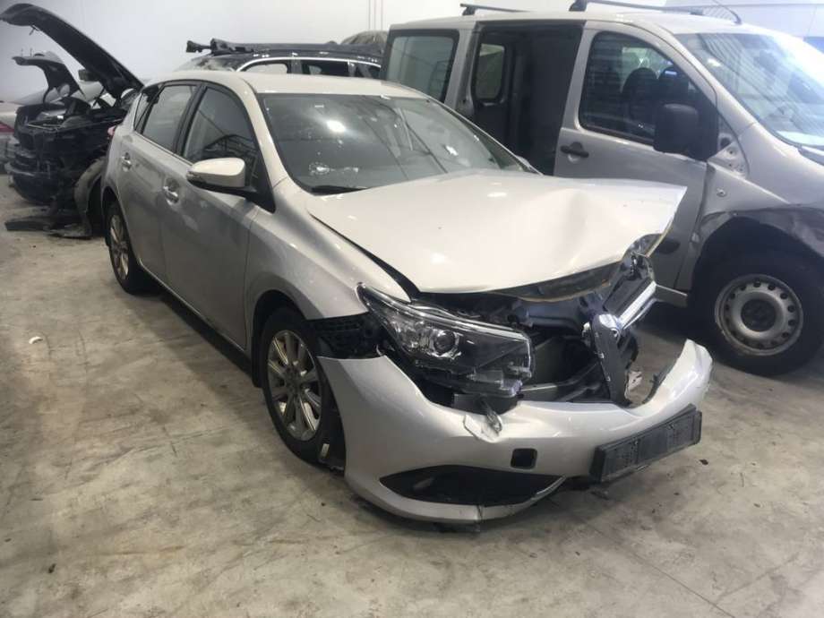 Toyota Auris 2015-2019 (Type II, Fase 2) , Motorkode: 8NR-FTS, Girkassekode: 