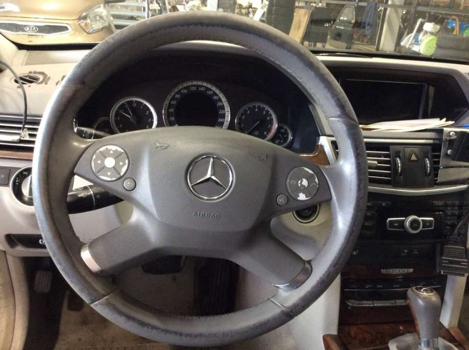 Mercedes E-Klasse 2009-2013 (Fase 1) (W212) (W212), Motorkode: M276.960;M276960, Girkassekode: 