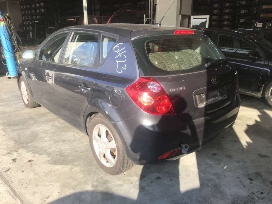 Kia Cee