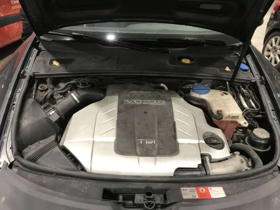 Audi A6 2005-2008 (Type III, Fase 1) (C6) (C6), Motorkode: BMK, Girkassekode: GZW