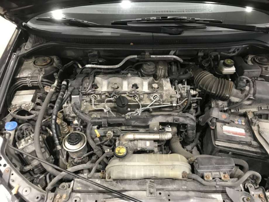 Toyota Avensis 2003-2008 (Type II) , Motorkode: 1AD-FTV, Girkassekode: 