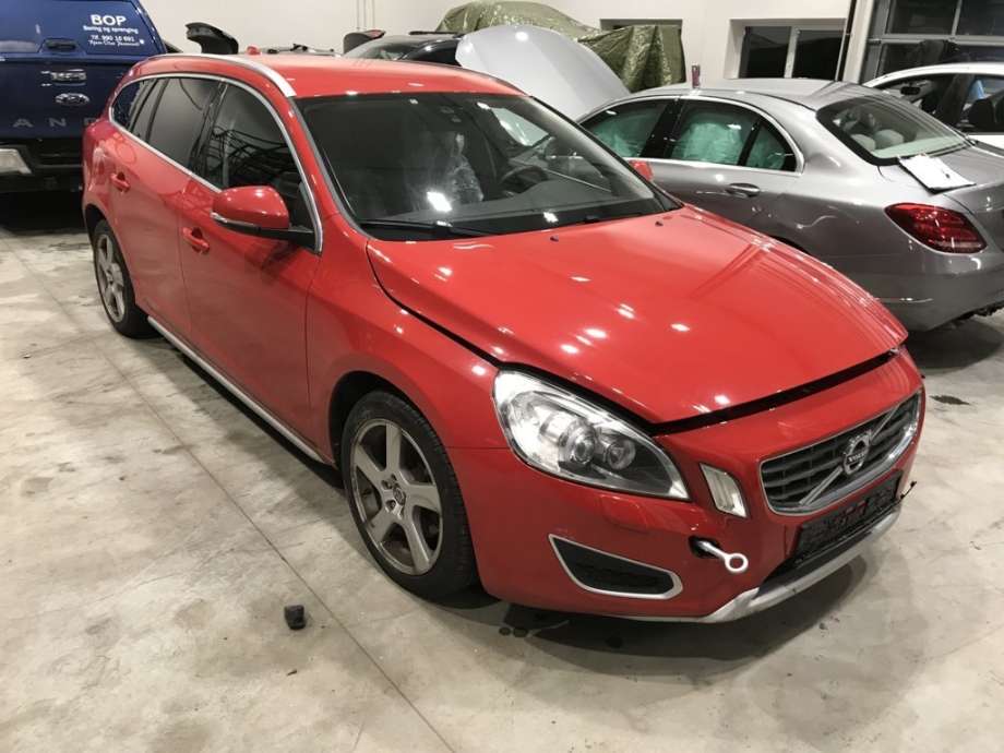 Volvo V60 2010-2013 (Type I, Fase 1) , Motorkode: D4162T, Girkassekode: