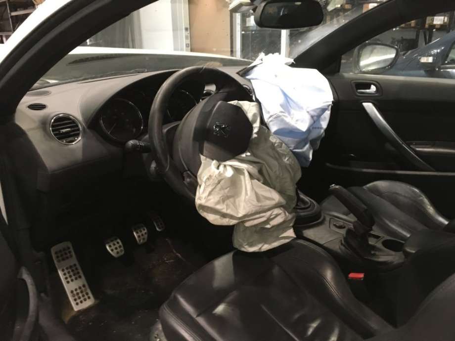 Peugeot RCZ 2010-2015 , Motorkode: 5FV, Girkassekode: 