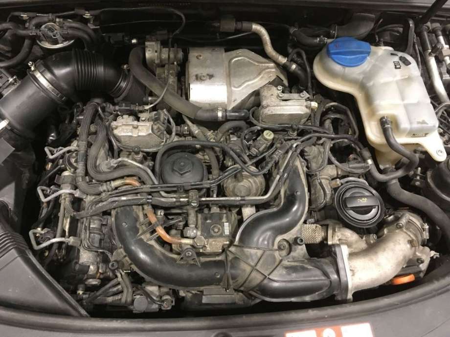 Audi A6 2005-2008 (Type III, Fase 1) (C6) (C6), Motorkode: BMK, Girkassekode: HKG
