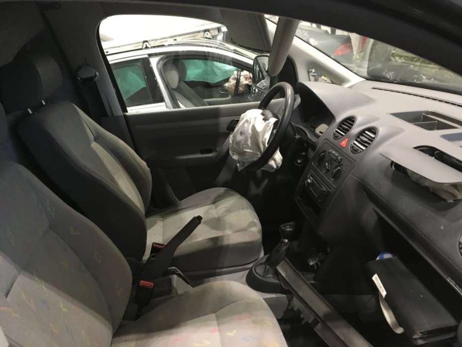 VW Caddy 2004-2010 (Type III, Fase 1) , Motorkode: BMM, Girkassekode: KNR