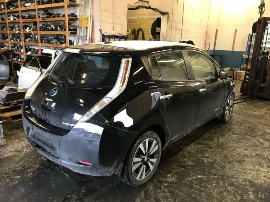 Nissan Leaf 2011-2017 (Type I) , Motorkode: EM61, Girkassekode: