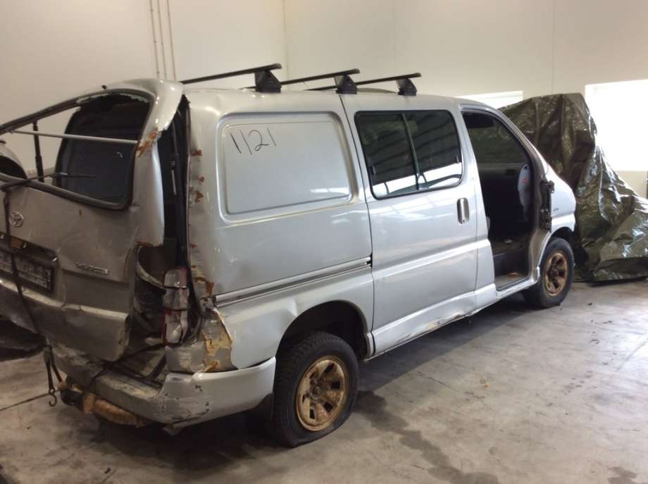 Toyota Hiace 2007-2012 (Fase 3) , Motorkode: 2KD-FTV, Girkassekode: 