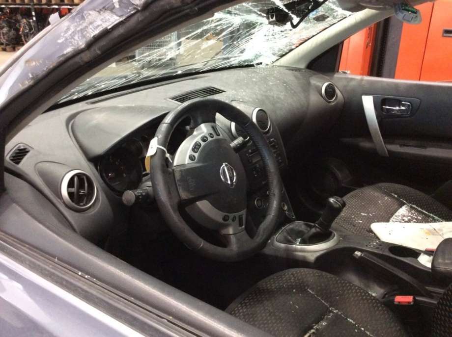 Nissan Qashqai 2007-2010 (Type I, Fase 1) , Motorkode: HR16DE, Girkassekode: 