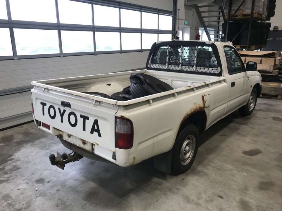 Toyota Hilux 2002-2005 , Motorkode: 2KD-FTV, Girkassekode: