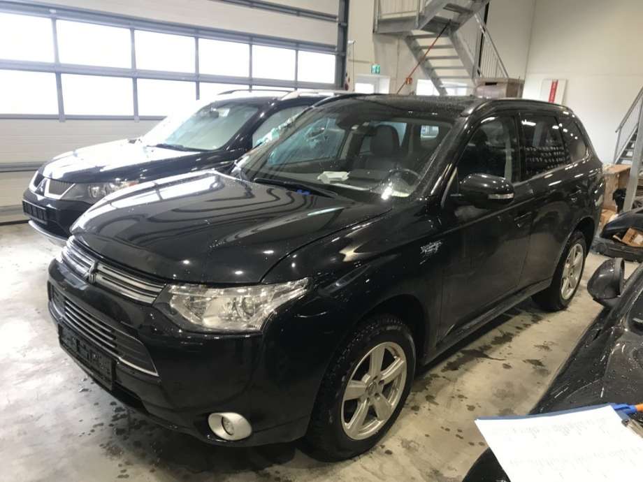 Mitsubishi Outlander 2012-2015 (Type III, Fase 1) , Motorkode: 4B11, Girkassekode: