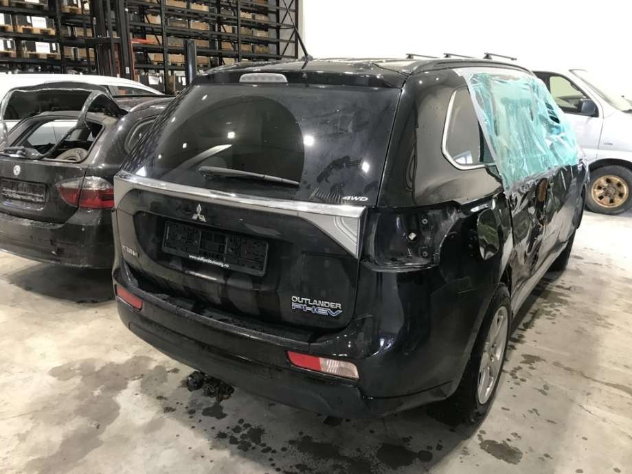 Mitsubishi Outlander 2012-2015 (Type III, Fase 1) , Motorkode: 4B11, Girkassekode: