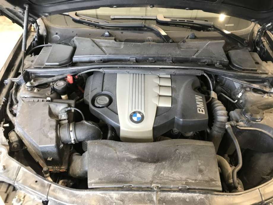 BMW 3-Serie 2005-2011 (E90/E91/E92/E93) delebil , Motorkode: N47-D20A, Girkassekode: 