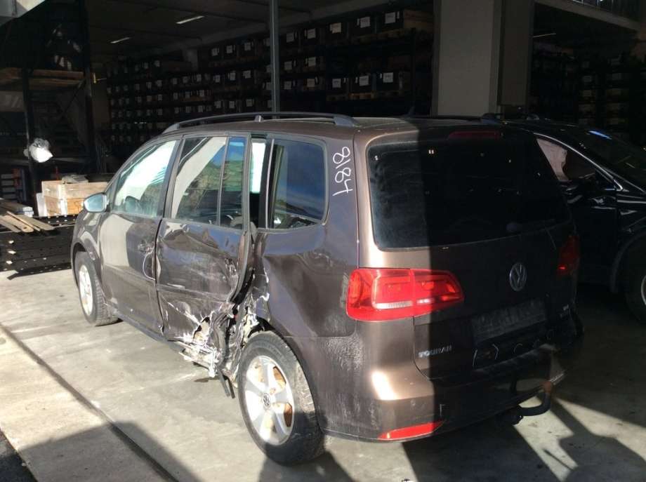 VW Touran 2010-2015 (Type I, Fase 3) , Motorkode: CAYC, Girkassekode: MFR