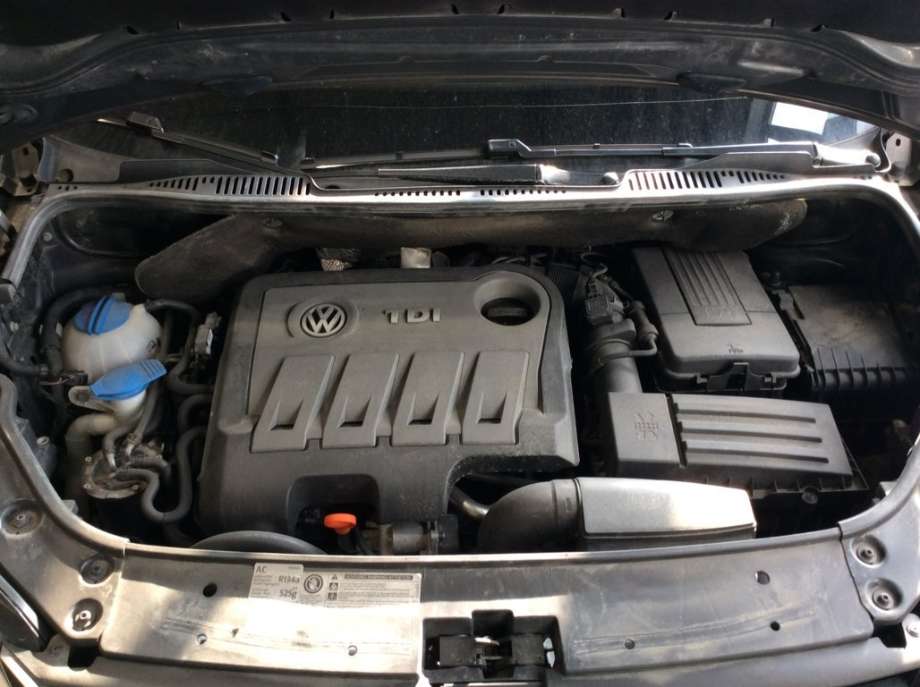 VW Touran 2010-2015 (Type I, Fase 3) , Motorkode: CAYC, Girkassekode: MFR