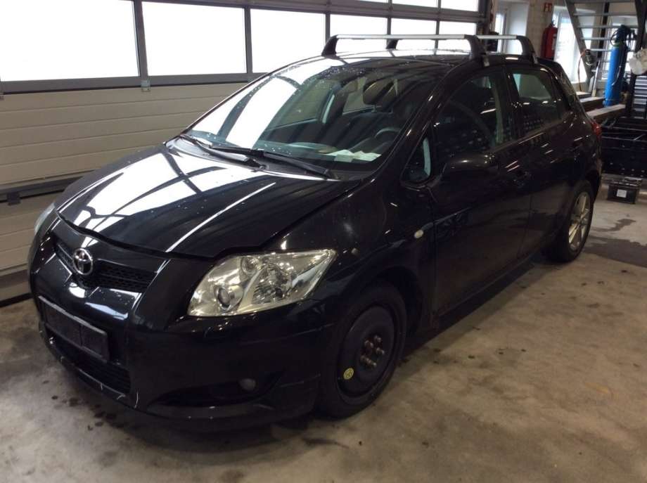 Toyota Auris 2010-2012 (Type I, Fase 2) , Motorkode: 1NR-FE, Girkassekode: