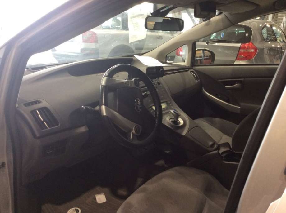 Toyota Prius 2009-2016 (Type III) (COMBI) delebil , Motorkode: 2ZR-FXE;2ZRFXE, Girkassekode: 