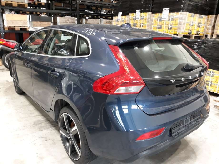 Volvo V40 2012-2019 , Motorkode: D4162T, Girkassekode: