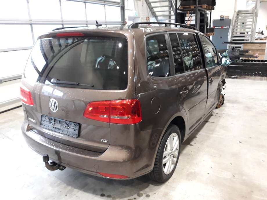 VW Touran 2010-2015 (Type I, Fase 3) , Motorkode: CAYC, Girkassekode: MLE