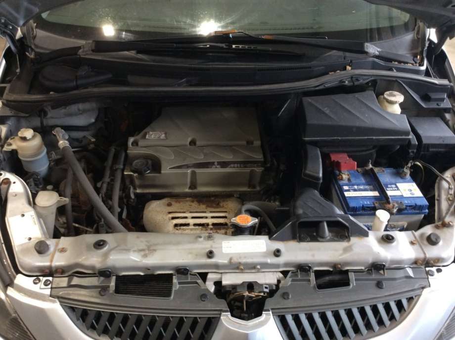 Mitsubishi Grandis 2004-2009 , Motorkode: 4G69, Girkassekode: 