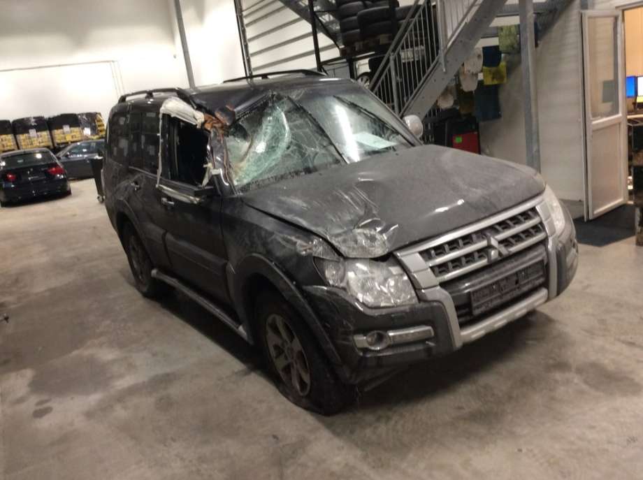 Mitsubishi Pajero 2016-2019 (Type IV, Fase 2) , Motorkode: 4M41, Girkassekode: 