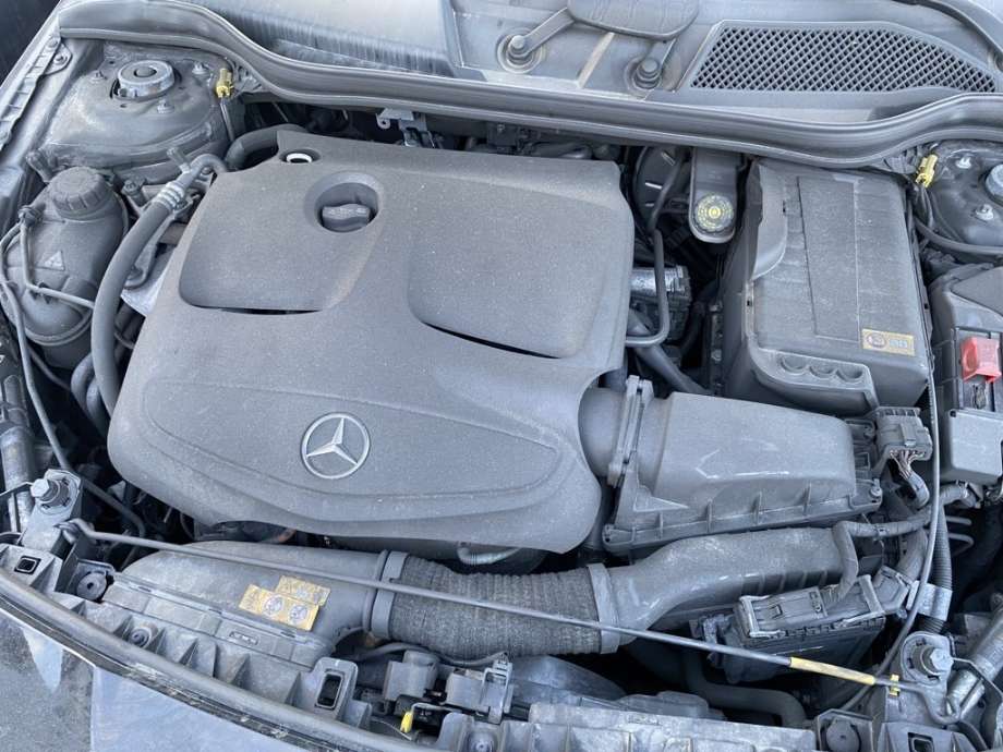 Mercedes CLA 2013-2019 (C117) (C117), Motorkode: M270.910, Girkassekode: