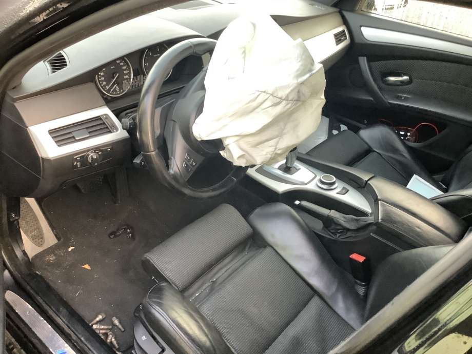 BMW 5-Serie 2003-2010 (E60/E61) (E60/E61), Motorkode: M57-TUD30, Girkassekode: