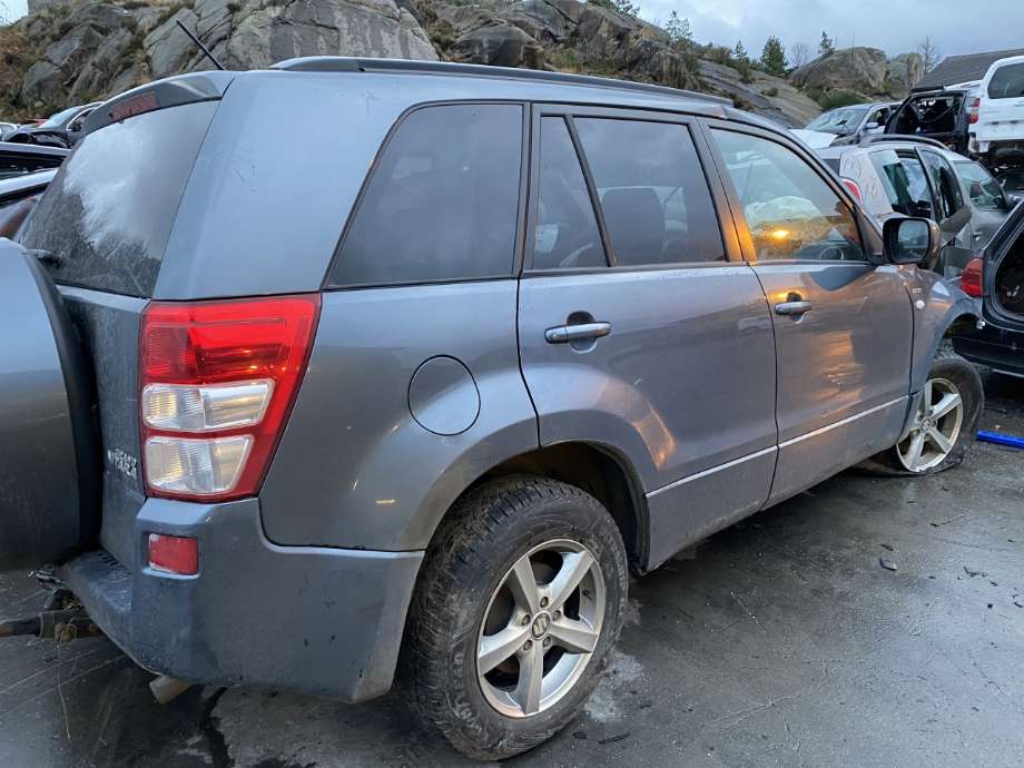 Suzuki Grand Vitara 2005-2015 (Type III) , Motorkode: F9Q, Girkassekode: 
