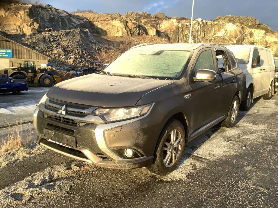 Mitsubishi Outlander 2015-->> (Type III, Fase 2) , Motorkode: 4B11, Girkassekode: 