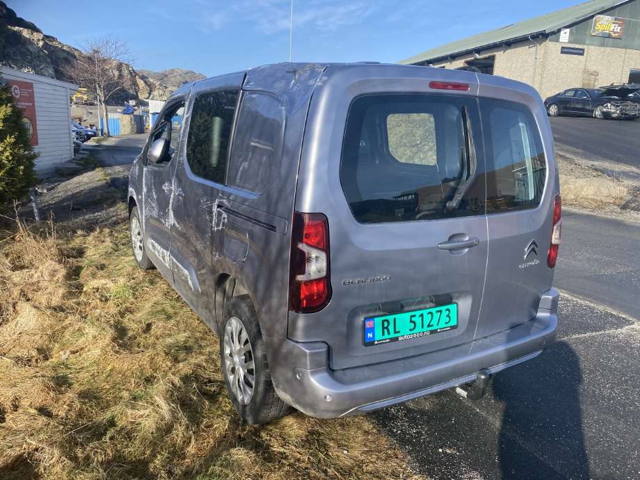 Citroën Berlingo 2019-->> (Type III) , Motorkode: YH01, Girkassekode: 