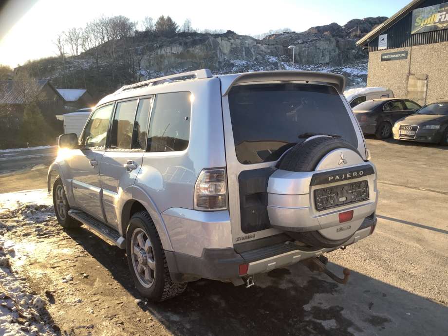 Mitsubishi Pajero 2007-2016 (Type IV, Fase 1) , Motorkode: 4M41, Girkassekode: 