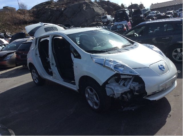 Nissan Leaf 2011-2017 (Type I) , Motorkode: EM57;EM61, Girkassekode: 