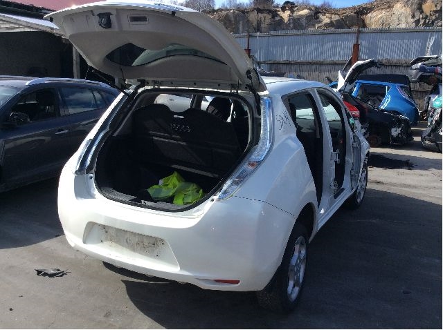 Nissan Leaf 2011-2017 (Type I) , Motorkode: EM57;EM61, Girkassekode: 