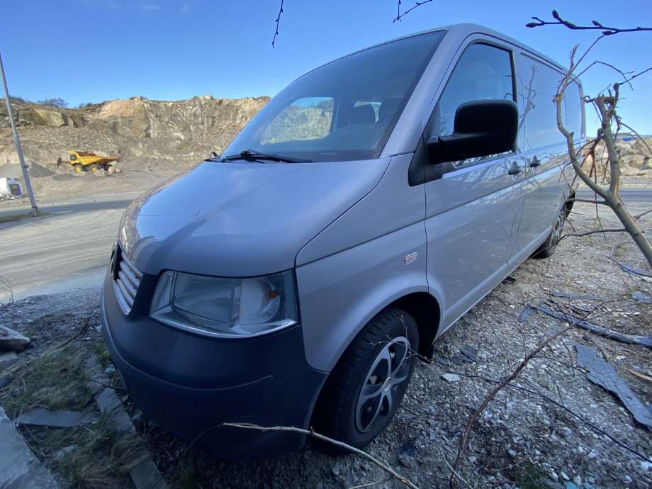 VW Transporter / Caravelle 2003-2009 (Fase 1) (T5) (T5), Motorkode: BRS, Girkassekode: JQT