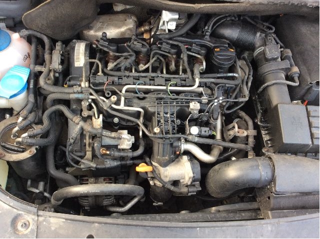 VW Caddy 2010-2015 (Type III, Fase 2) , Motorkode: CAYD, Girkassekode: MLP