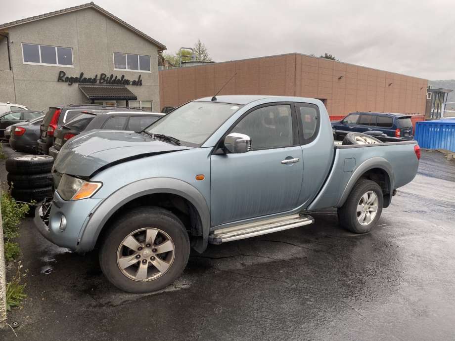 Mitsubishi L200 2006-2015 (Type IV) , Motorkode: 4D56, Girkassekode: 