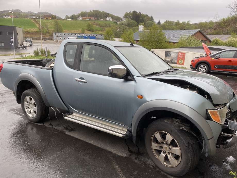Mitsubishi L200 2006-2015 (Type IV) , Motorkode: 4D56, Girkassekode: 