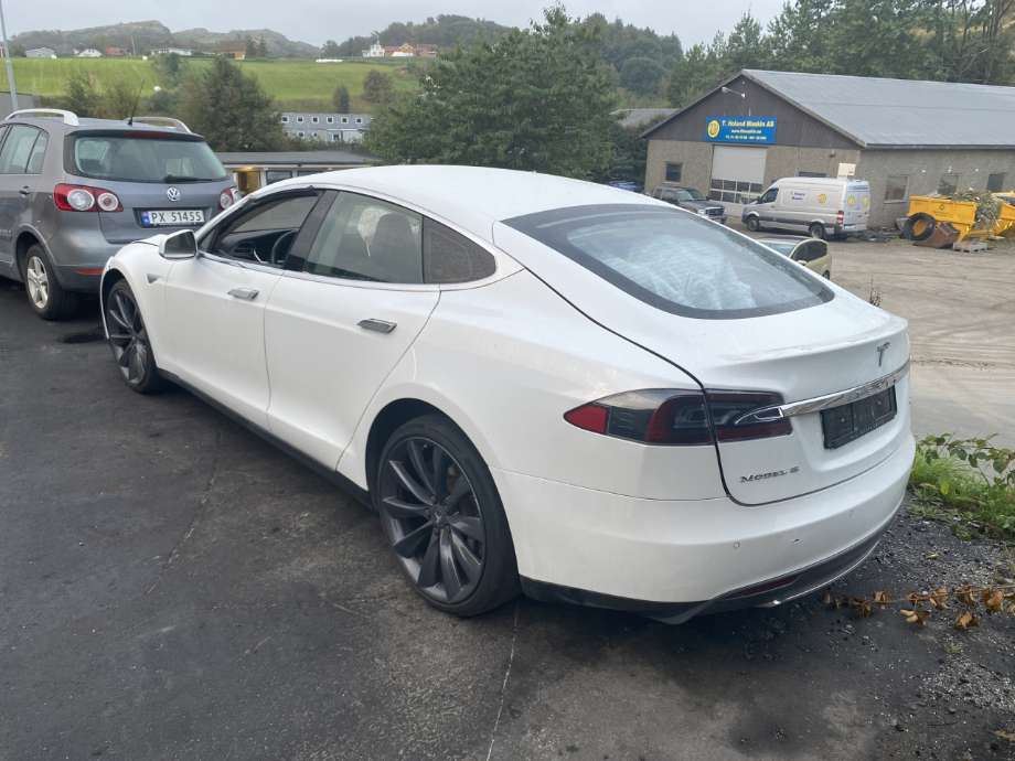 Tesla Model S 2013-2016 (Fase 1) , Motorkode: L1S, Girkassekode: 