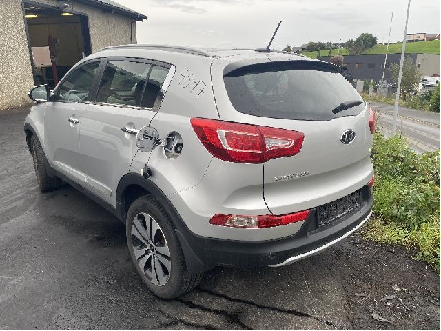 Kia Sportage 2010-2016 (Type III) , Motorkode: D4FD, Girkassekode: 