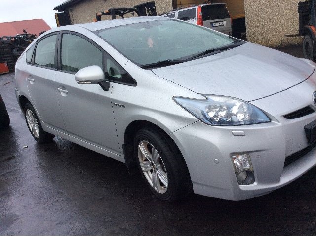 Toyota Prius 2009-2016 (Type III) (COMBI) (COMBI), Motorkode: 2ZR-FXE, Girkassekode: 