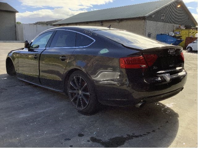 Audi A5 2007-2016 (Type I) , Motorkode: CJEB, Girkassekode: MVQ