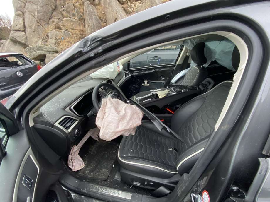 Ford Mondeo 2014-2019 (Type V, Fase 1) , Motorkode: UACA, Girkassekode: 