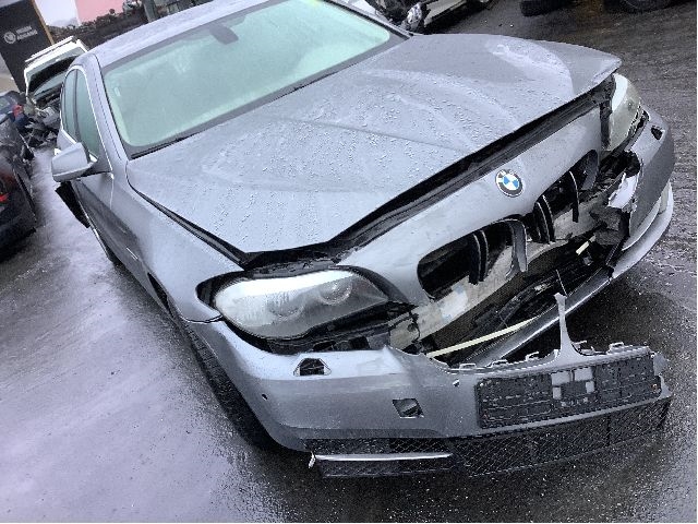BMW 5-Serie 2010-2017 (F10/F11) (F10/F11), Motorkode: N57-D30A, Girkassekode: