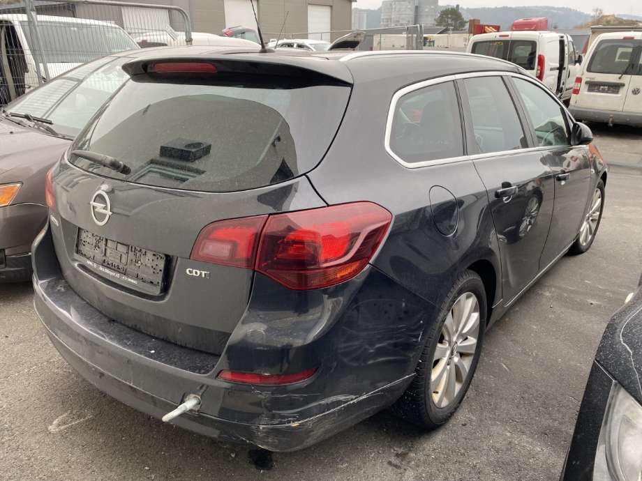 Opel Astra J 2010-2015 , Motorkode: A17DTJ, Girkassekode: