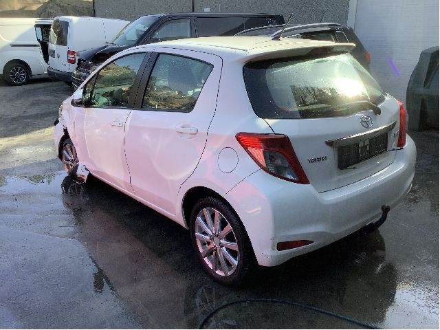 Toyota Yaris 2012-2014 (Type III, Fase 1) , Motorkode: 1NR-FE, Girkassekode: 