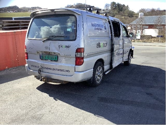 Toyota Hiace 2007-2012 (Fase 3) , Motorkode: 2KD-FTV, Girkassekode: 